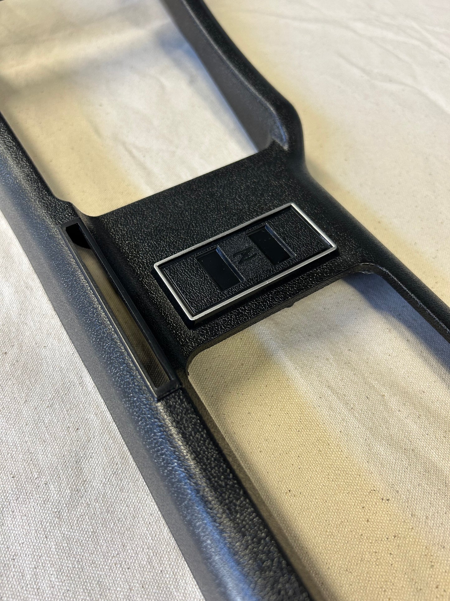 1971 - 1973 Datsun 240z Center Console - OEM Reproduction