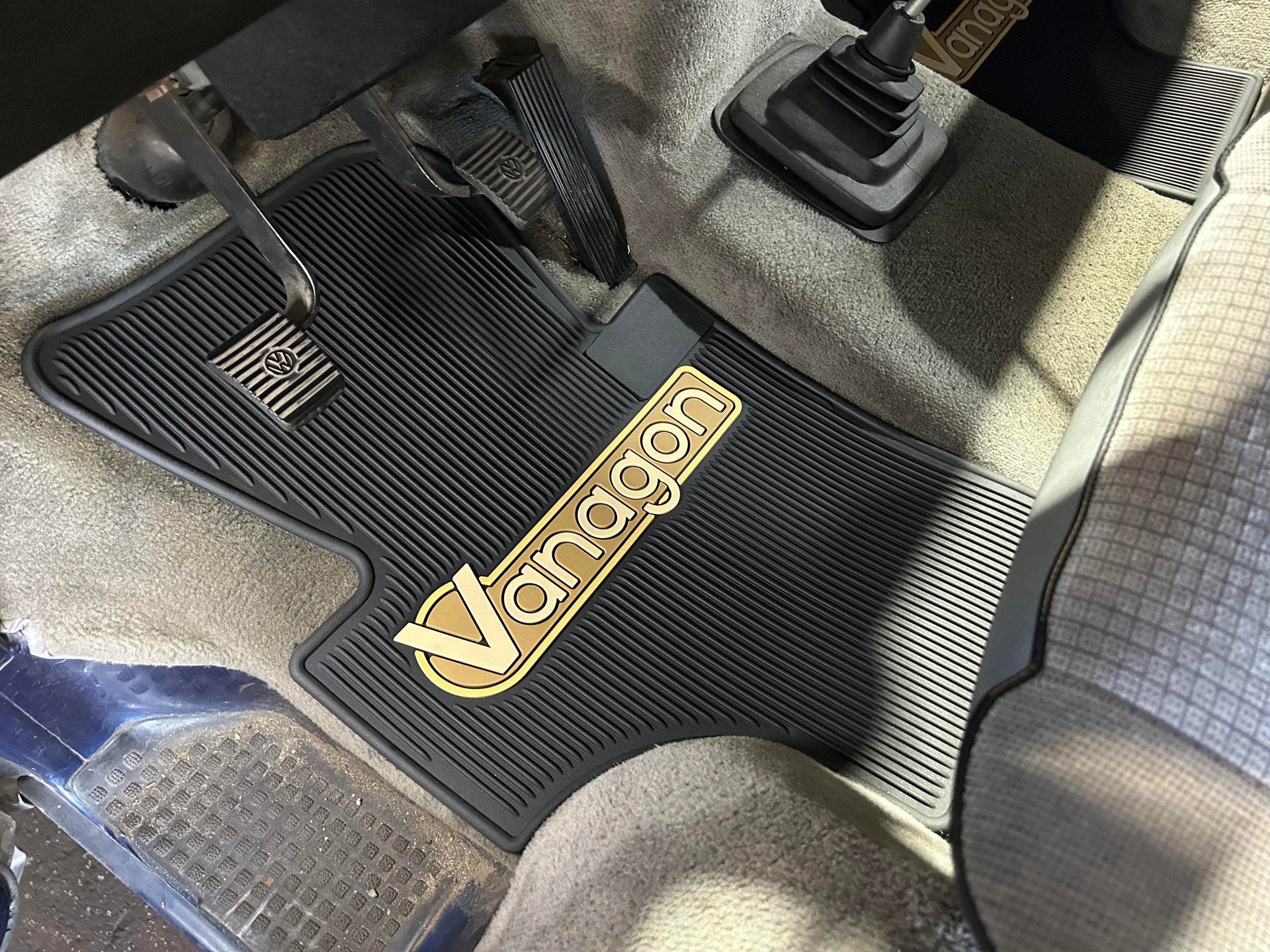 19801991 Volkswagen VW Vanagon Floor Mat Vintage Dashes