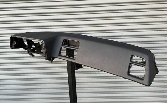 Toyota Corolla AE86 reproduction dash
