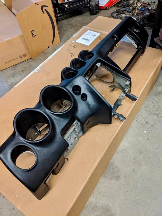 1973 Datsun 240z Dash (1973 only)